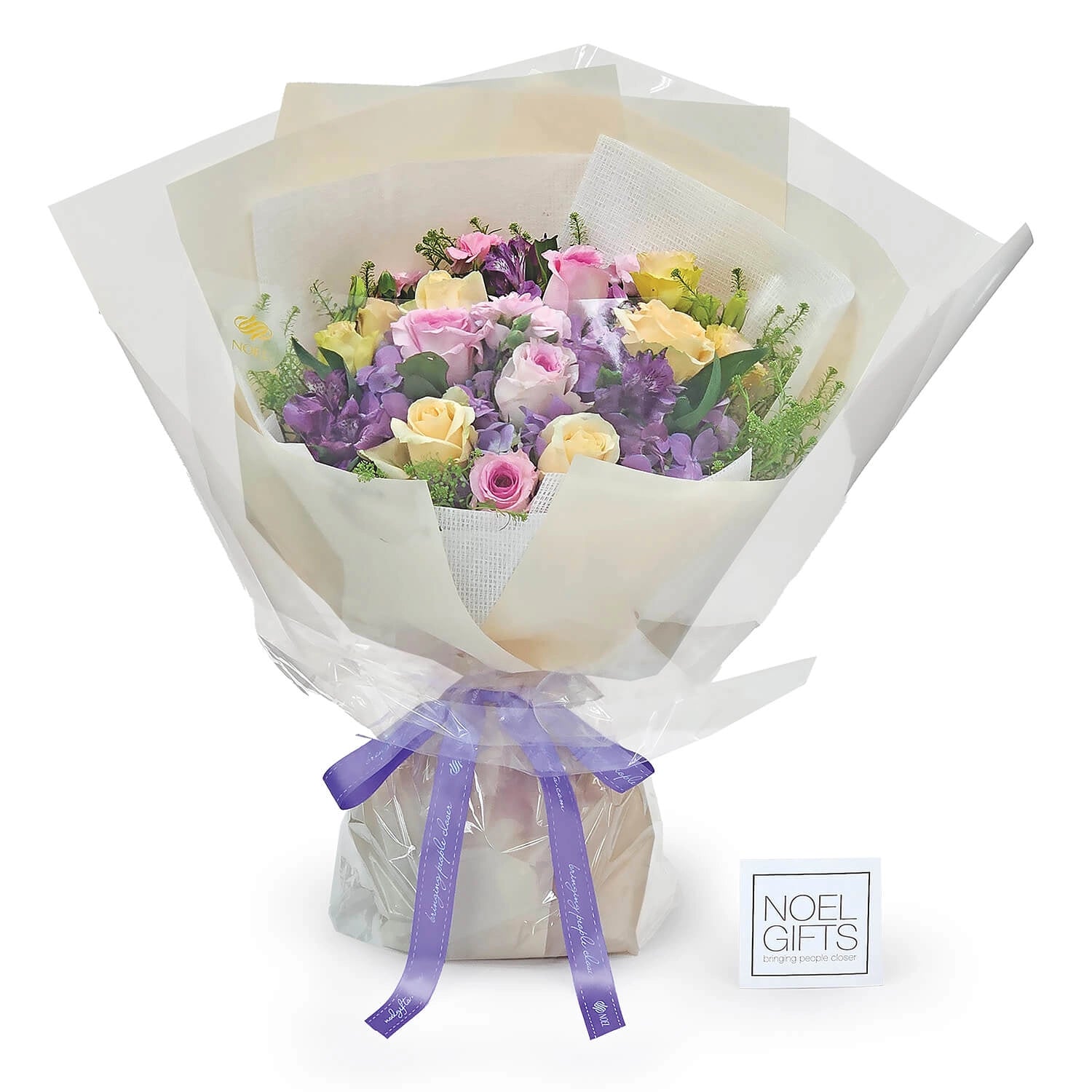 Dreamy Petals Classic Flower Bouquet